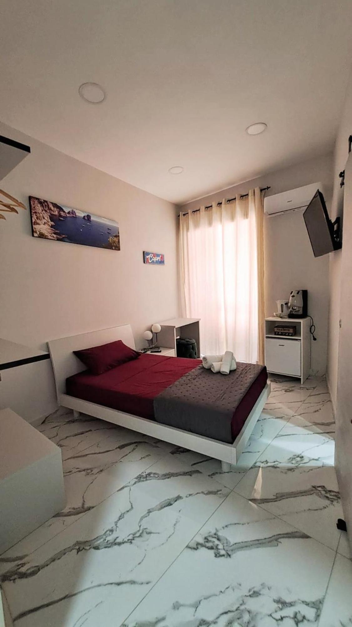 La Finestra Sul Borgo * Naples